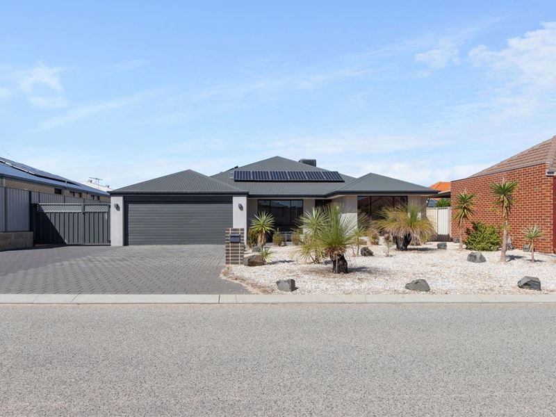 15 Vansittart Avenue, Secret Harbour