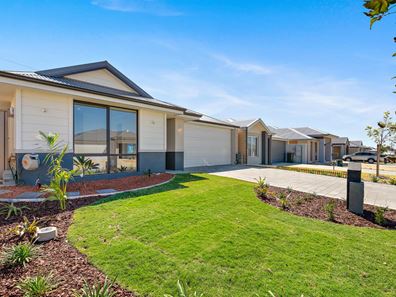 10 Dampier Road, Mandogalup WA 6167