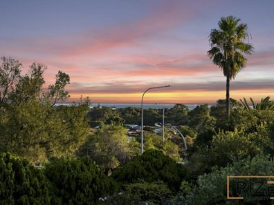 11 Ensign Way, Beldon WA 6027