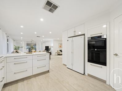 21 James Gilmour Way, Darch WA 6065