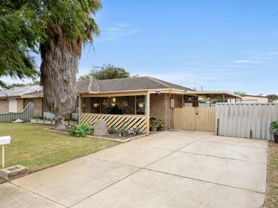 19 Lakemba Way, Waikiki WA 6169
