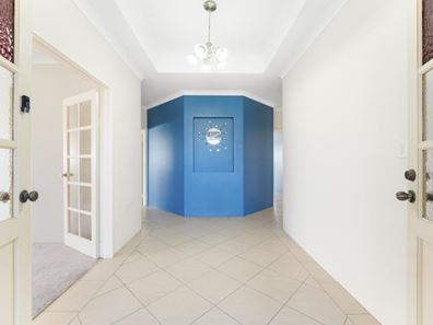 5 Bluefields Parkway, Port Kennedy WA 6172