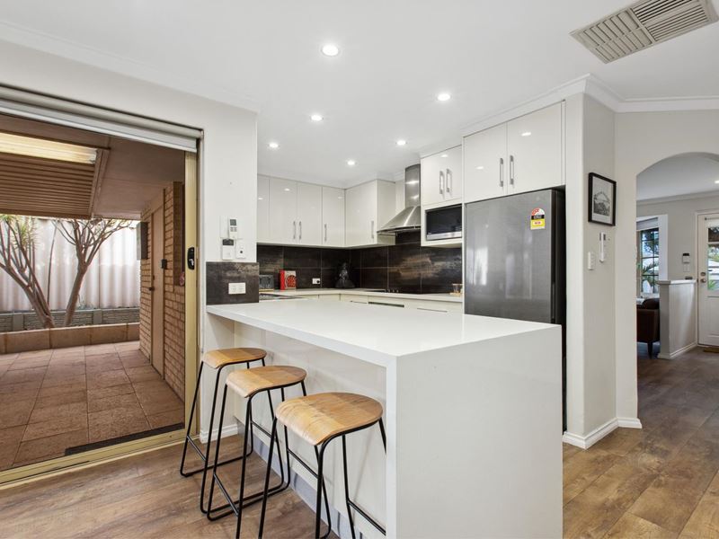 6/10 McKimmie Road, Palmyra WA 6157