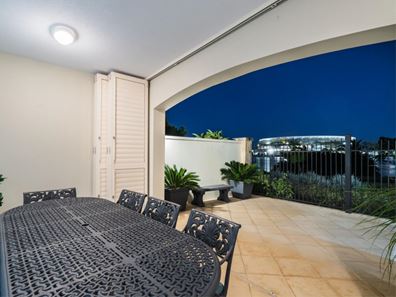 4 Vanguard Terrace, East Perth WA 6004