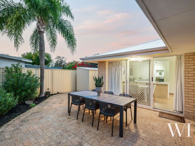 8A Lilian Avenue, Applecross WA 6153