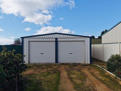 24 Reid Street, Quairading WA 6383