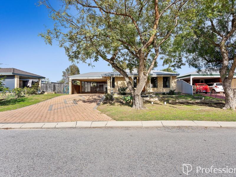 62 Gentle Circle, South Guildford WA 6055