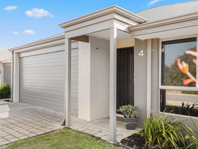 4/1 Whaler Place, Waikiki WA 6169