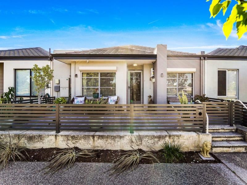 40 Lago Promenade, Aveley