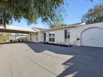 62 Simpson Drive, Padbury WA 6025