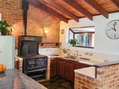76 Cuming Road, Lockyer WA 6330