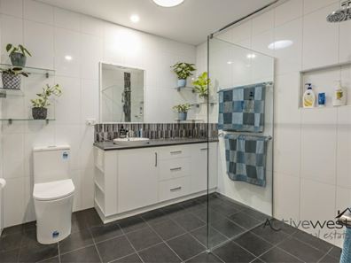 9 Koolama Road, Sunset Beach WA 6530