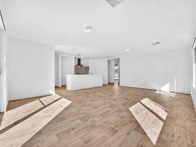2 Lechuza Way, Madora Bay WA 6210
