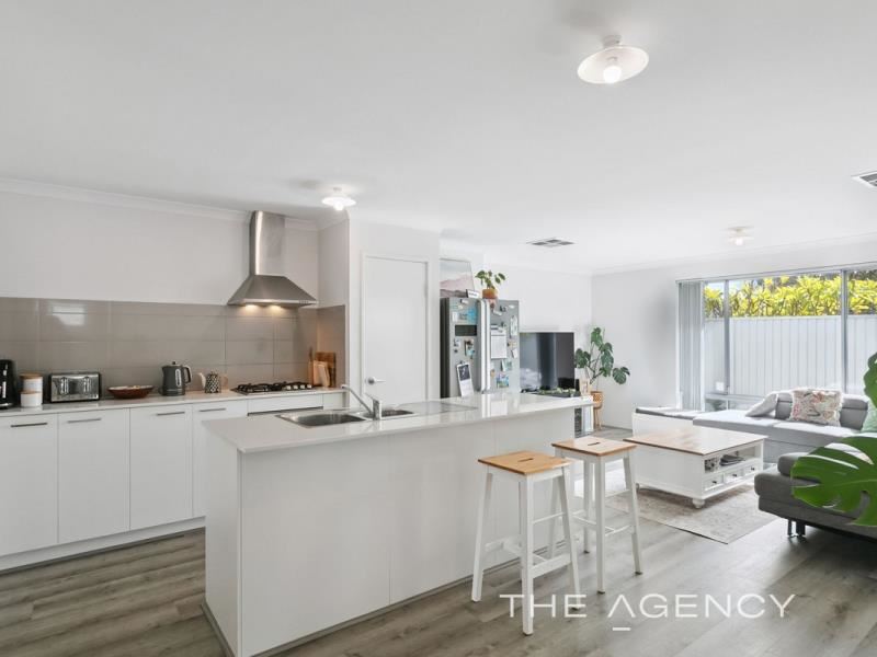 19 Leschenaultia Street, Greenwood WA 6024