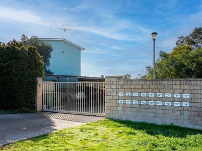 7/21 Fennager Way, Calista WA 6167