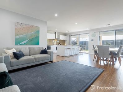 10 Beneke Street, Bushmead WA 6055