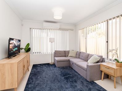 4/8 Nemagold Grove, Coogee WA 6166