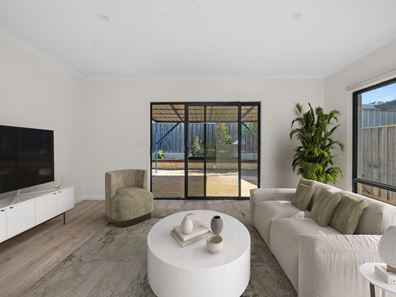 9 Honeymyrtle Grange, Halls Head WA 6210