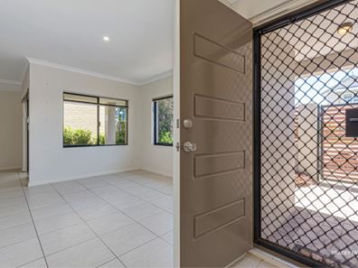 43 Brampton Avenue, Butler WA 6036