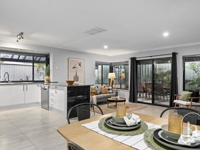 24 Holley Place, Marangaroo WA 6064