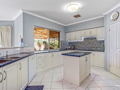 96 Fielder Road, Serpentine WA 6125