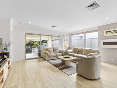 7 Whistling Drive, Alkimos WA 6038