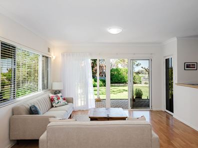 3 Muir Street, Halls Head WA 6210