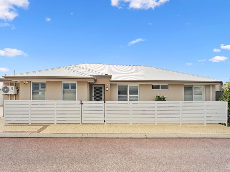 7/2 Kapok Turn, Baldivis WA 6171