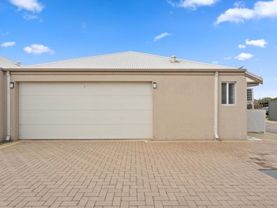 7/2 Kapok Turn, Baldivis WA 6171