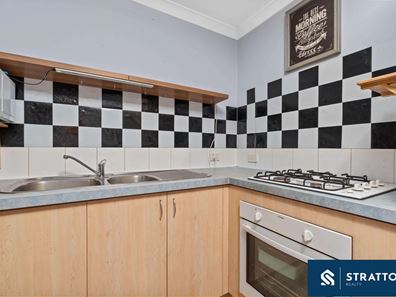 5A Selkirk Road, Armadale WA 6112