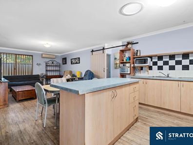 5A Selkirk Road, Armadale WA 6112