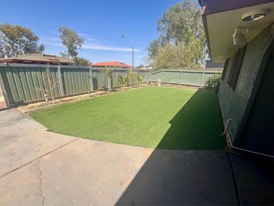 10 Kangaroo Crescent, South Hedland WA 6722