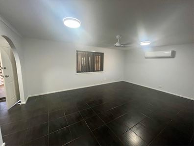 10 Kangaroo Crescent, South Hedland WA 6722