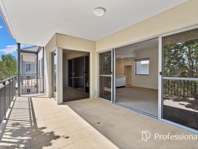 30/6 Keane Street, Midland WA 6056