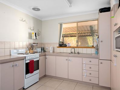 37A O'Connor Way, West Lamington WA 6430