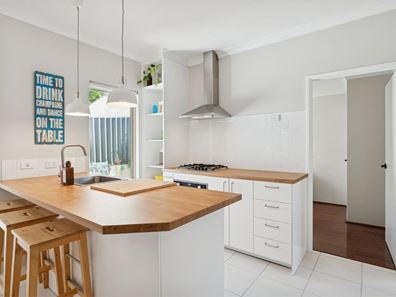 31C Walderton Avenue, Balga WA 6061