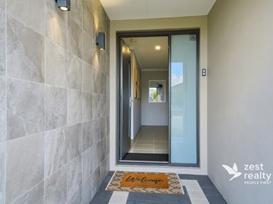 4 Grasmere Way, Aveley WA 6069