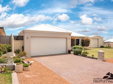 6 Herbert Street, Wandina WA 6530