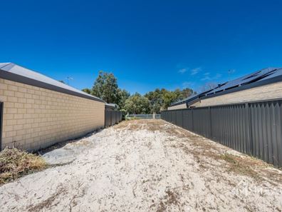 12 Paluma Grove, Yanchep WA 6035
