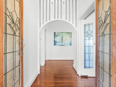 100 Edinboro Street, Mount Hawthorn WA 6016