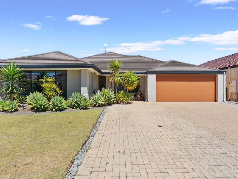61 Regency Avenue, Madeley WA 6065