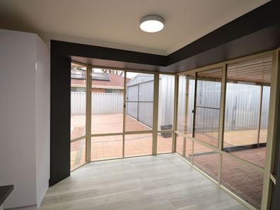 43 Kookaburra Drive, Greenfields WA 6210