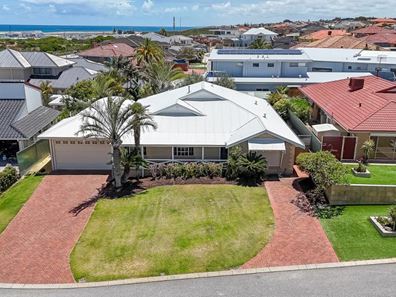 6 Moth Court, Ocean Reef WA 6027