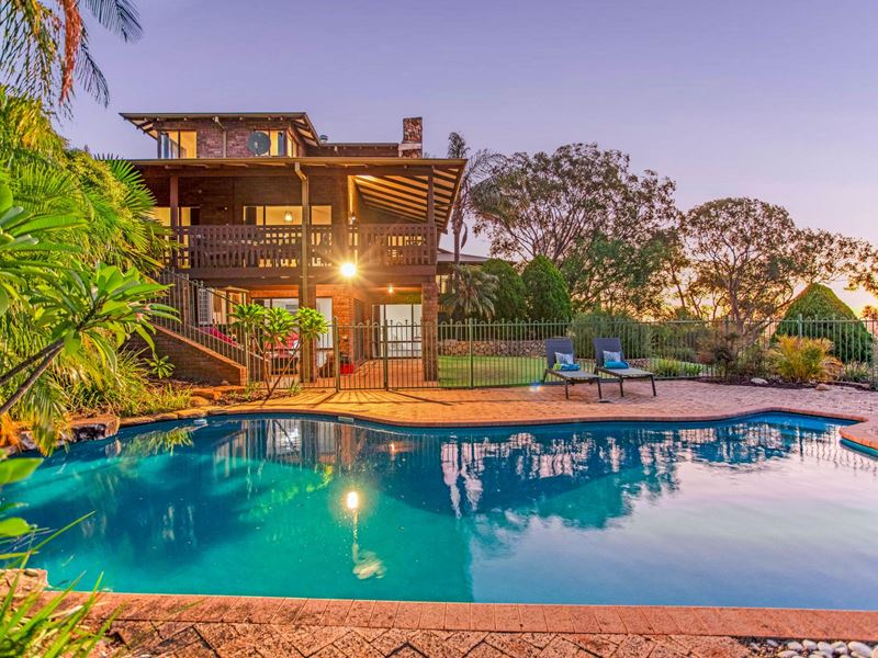 5 Stewart Grove, Mount Nasura WA 6112