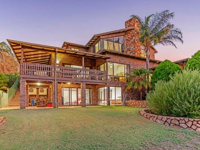 5 Stewart Grove, Mount Nasura WA 6112