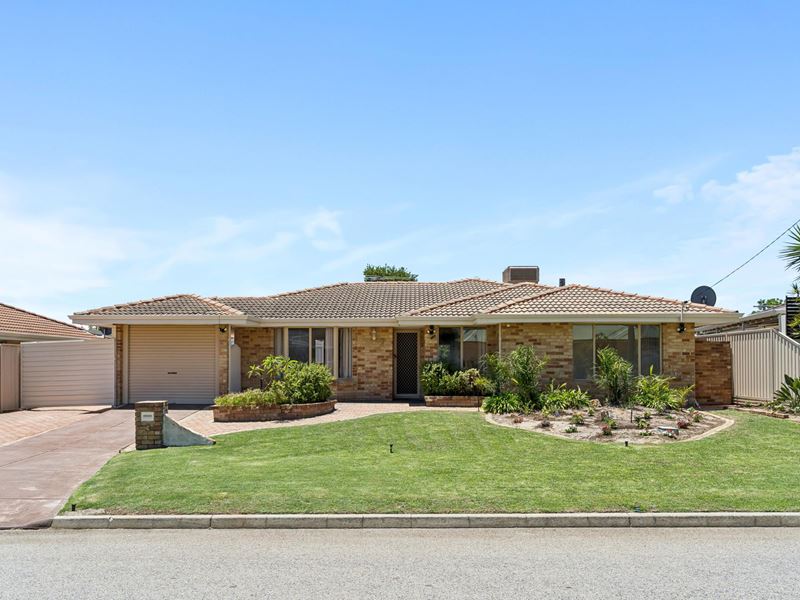 3 Ainstey Close, Seville Grove WA 6112