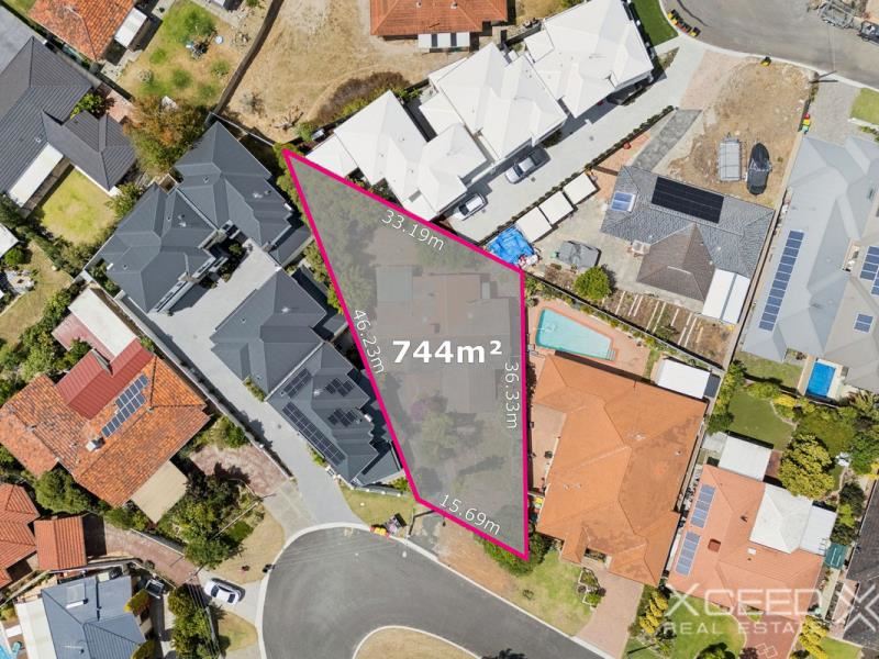 9 Buchan Place, Hillarys WA 6025