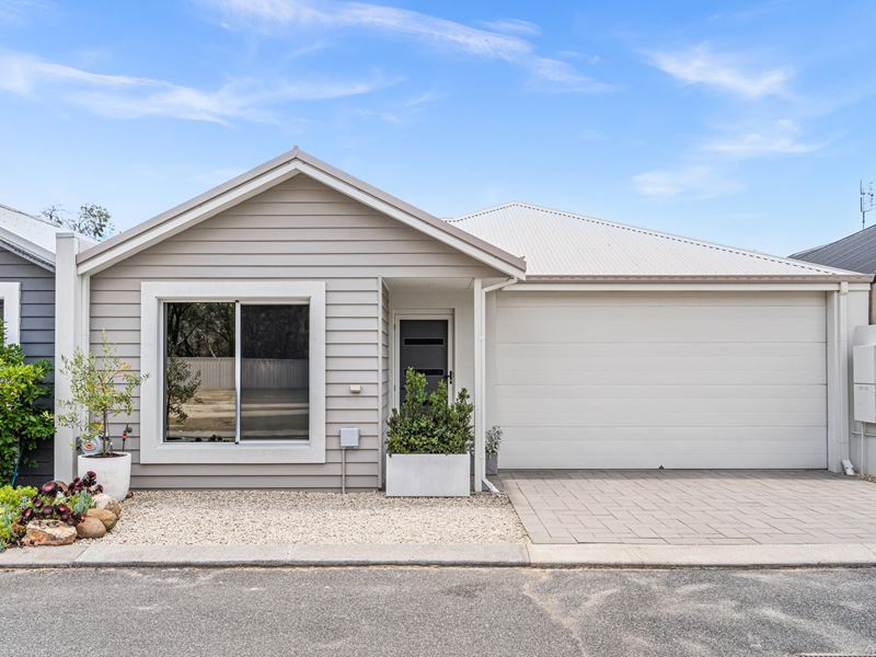 11 Quoll Way, Abbey WA 6280