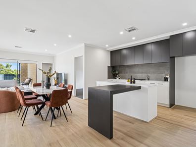 3B Ambleside Close, Balga WA 6061