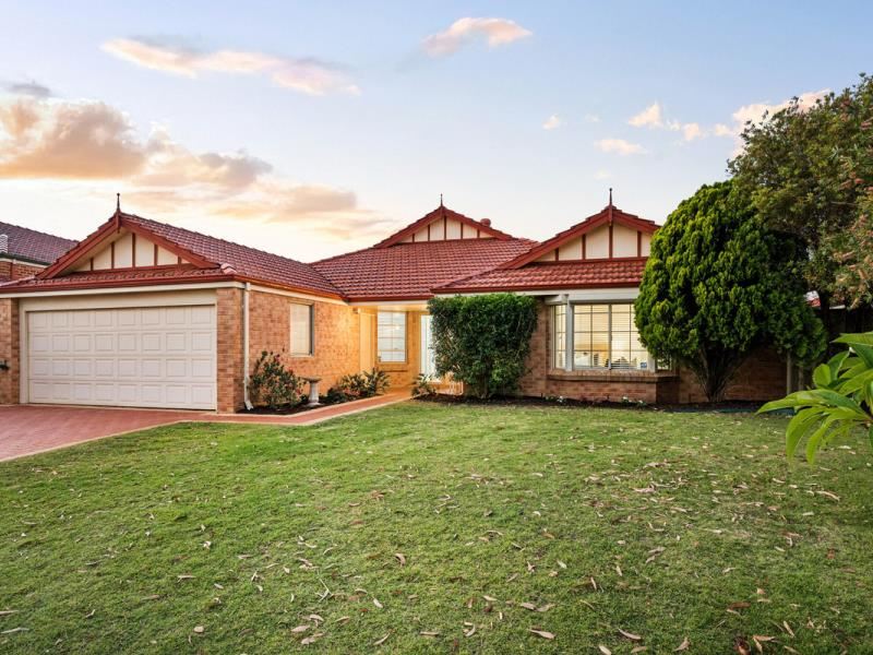 16 Roxburgh Circle, Kinross